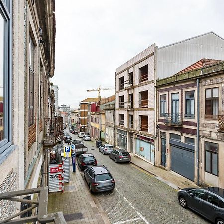 Appartement Guestready - Stylish Haven Near Porto Cathedral Extérieur photo